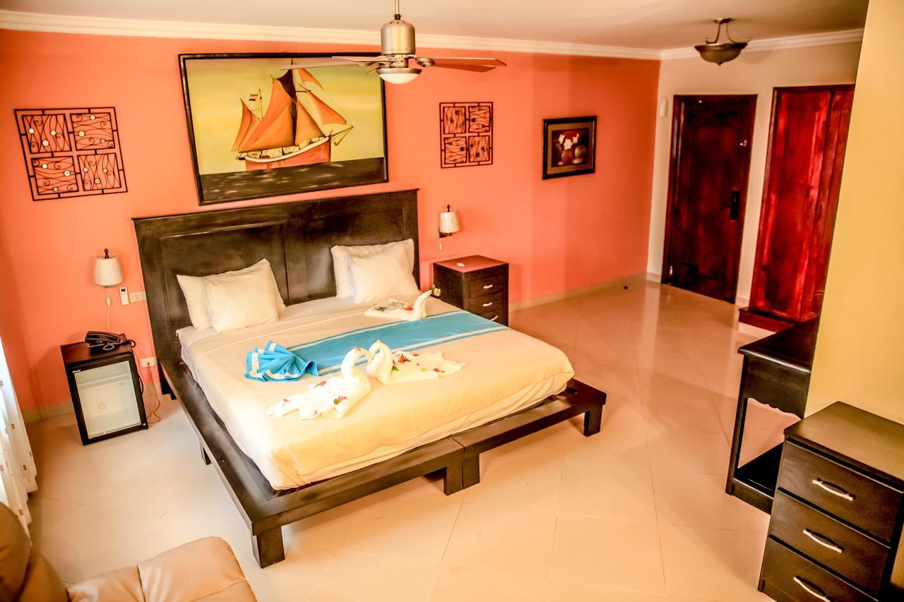 Hotel Seranta Brisas De Bavaro (Adults Only) Пунта-Кана Экстерьер фото