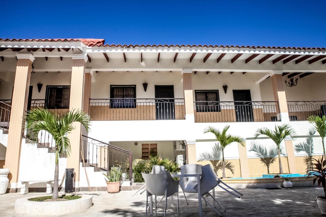 Hotel Seranta Brisas De Bavaro (Adults Only) Пунта-Кана Экстерьер фото